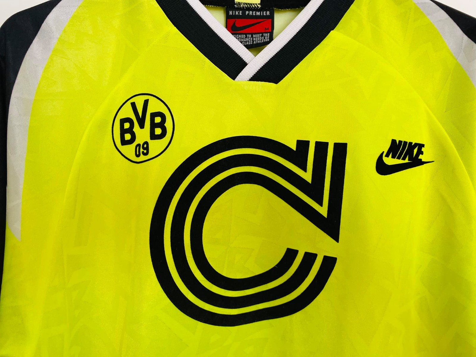 Borussia Dortmund 1995-96 Champions League Home Kit