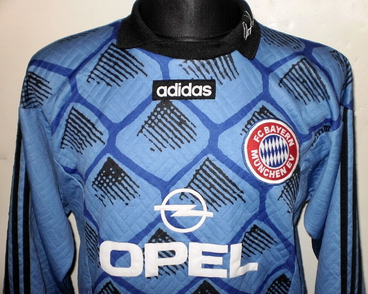 Bayern München 1995-96 GK 2 Kit