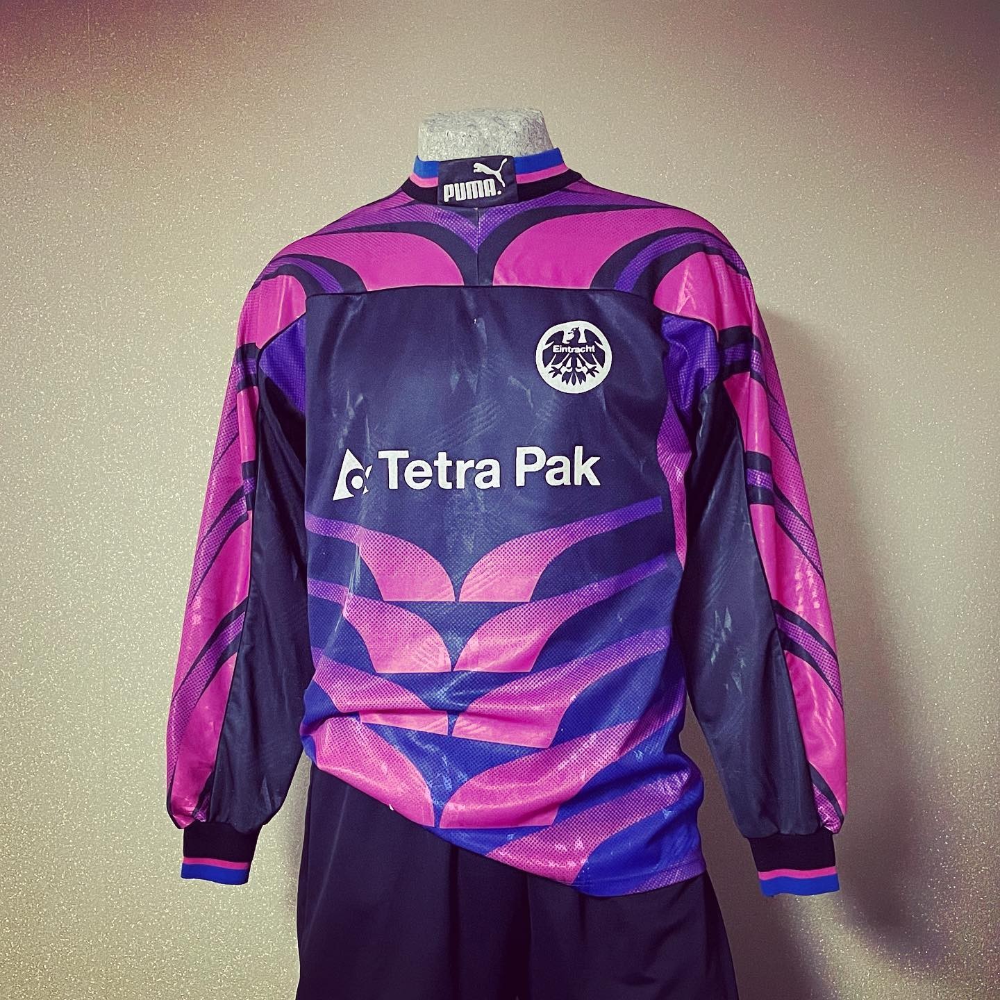 Eintracht Frankfurt 1995-96 GK Kit