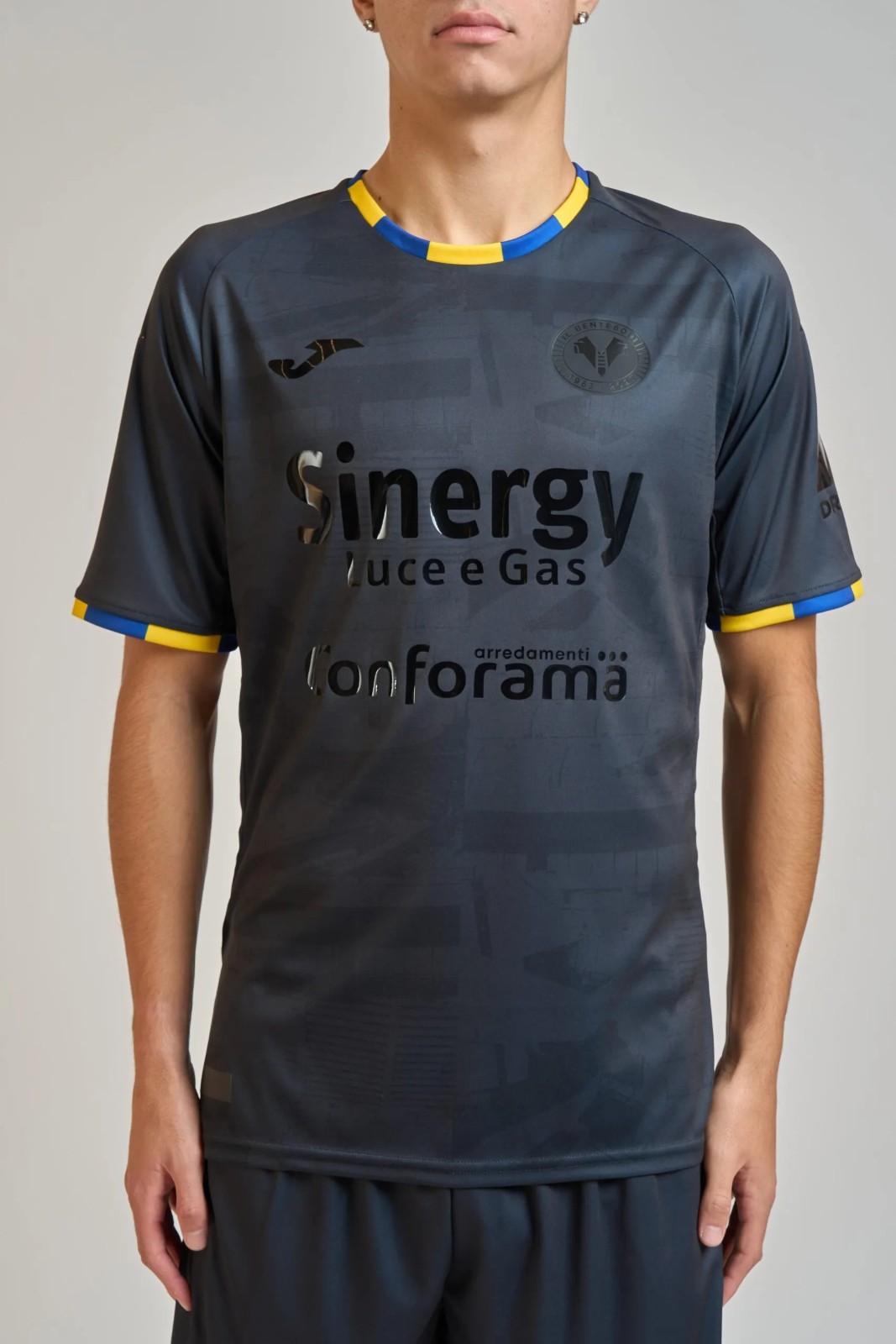 Hellas Verona 2023-24 Anniversary Kit