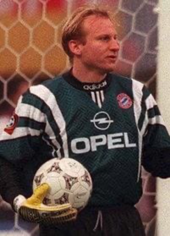 Bayern München 1996-97 GK Away Kit