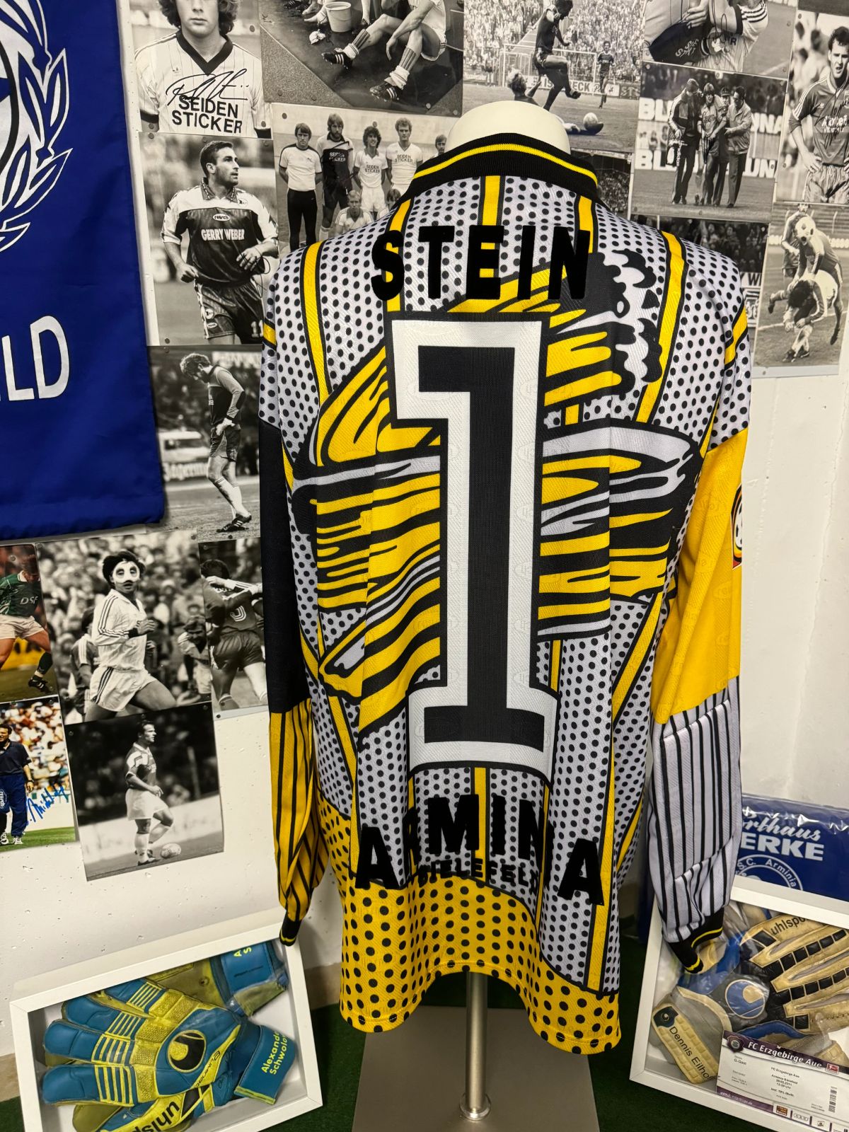 Arminia Bielefeld 1996-97 GK 2 Kit