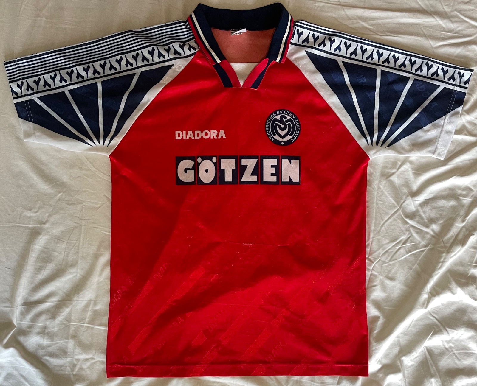 MSV Duisburg 1996-97 Away Kit