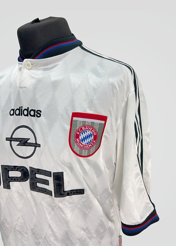 Bayern München 1997-98 Away Kit
