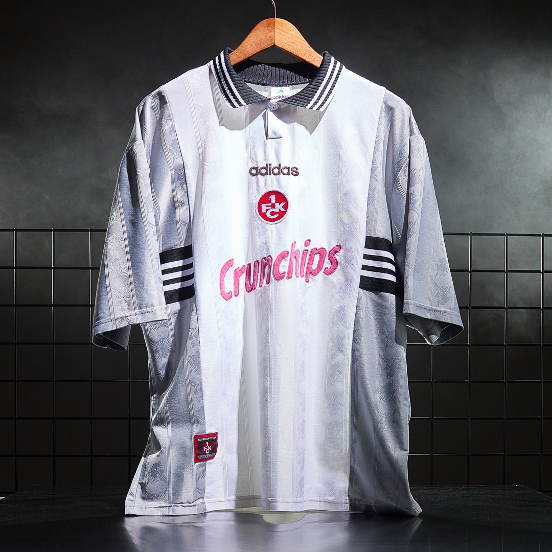 1. FC Kaiserslautern 1997-98 Away Kit