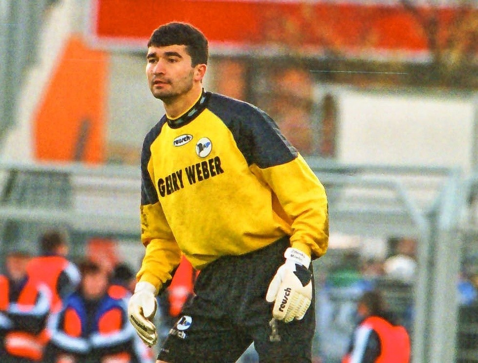 Arminia Bielefeld 1997-98 GK 1 Kit