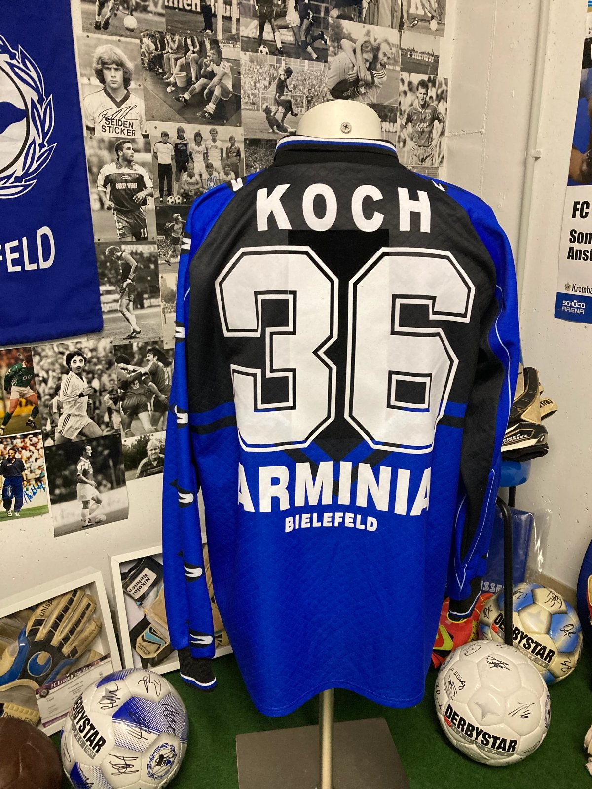 Arminia Bielefeld 1997-98 GK 2 Kit
