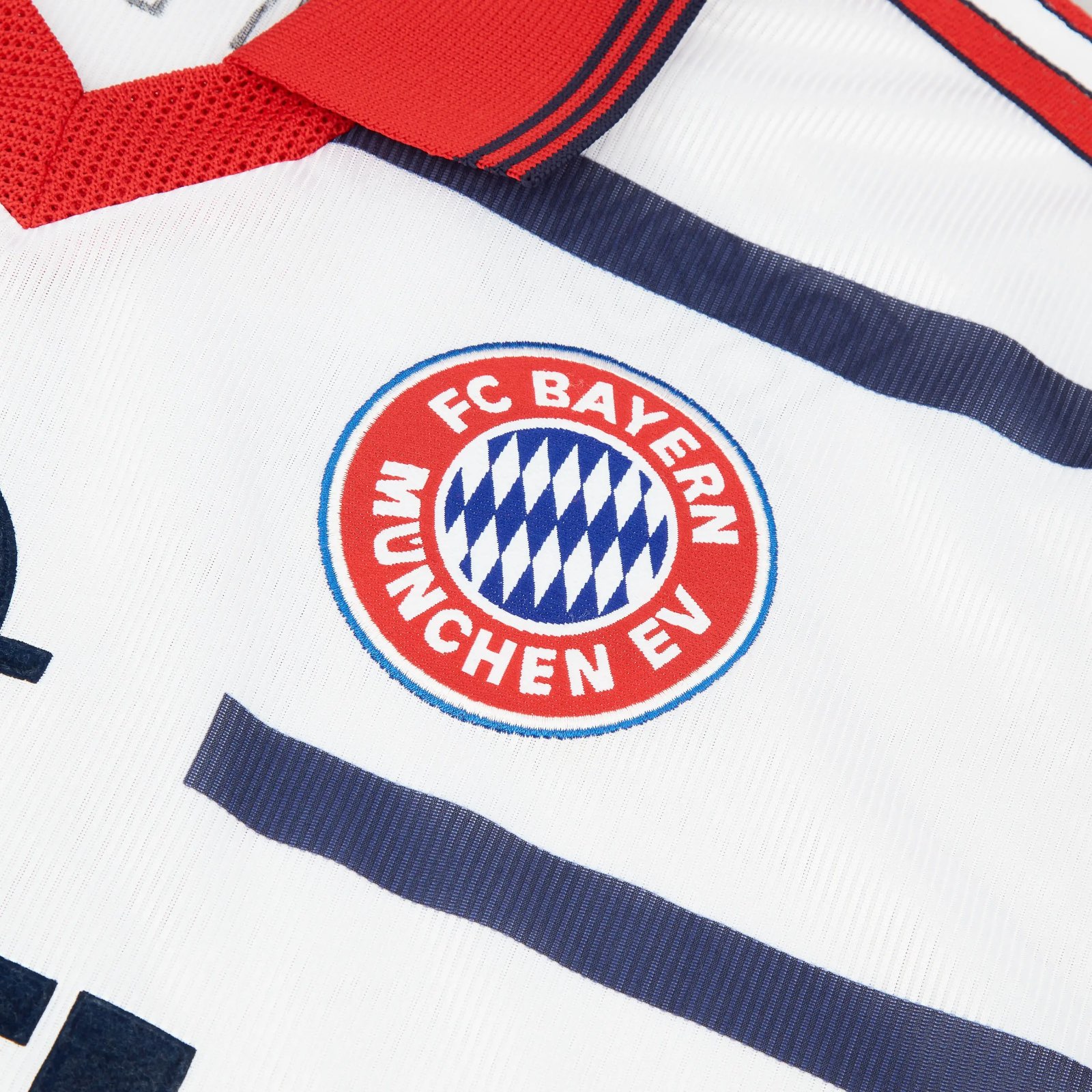 Bayern München 1998-99 Away Kit