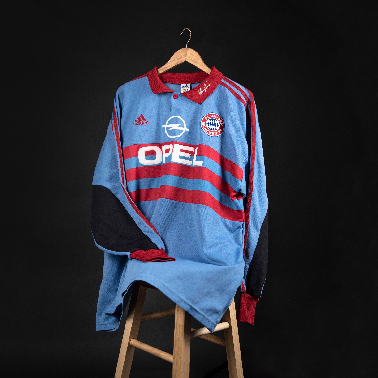 Bayern München 1998-99 GK 1 Kit