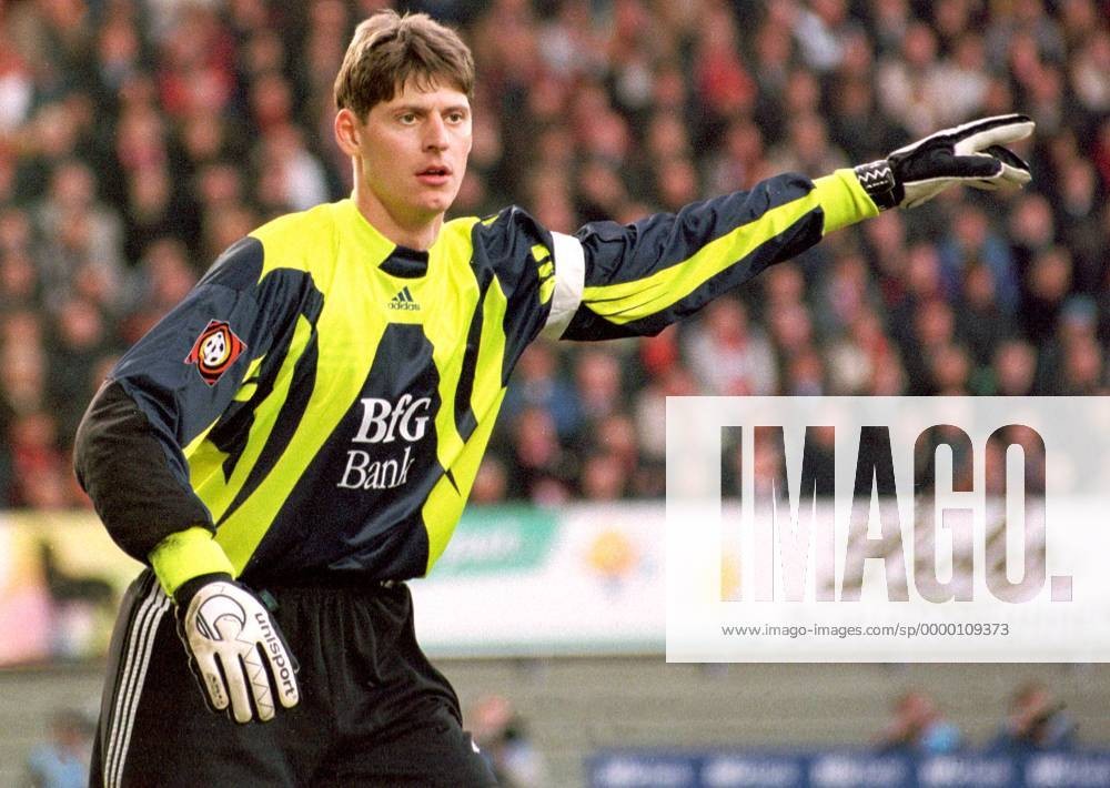 SC Freiburg 1998-99 GK 2 Kit