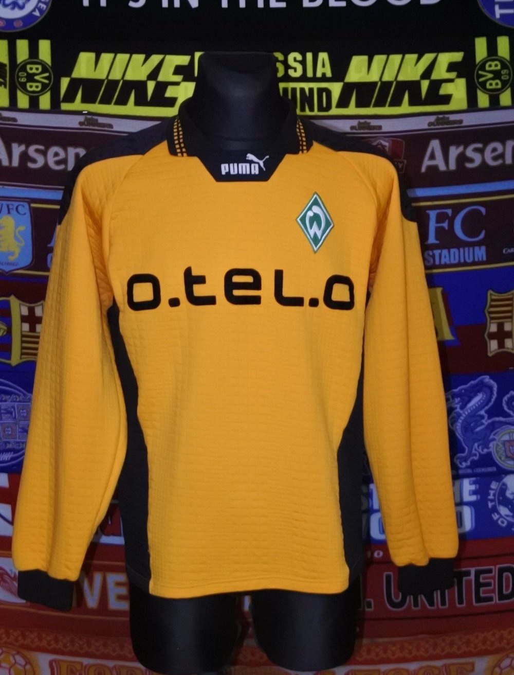 Werder Bremen 1998-99 GK 1 Kit