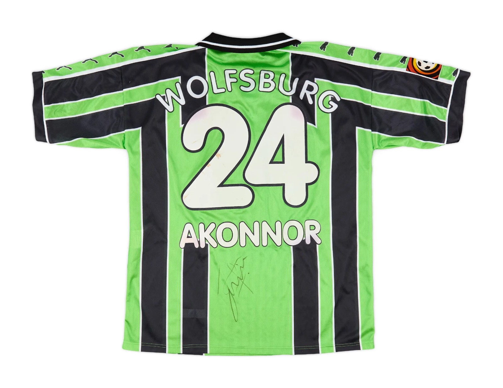 VfL Wolfsburg 1998-99 Home Kit