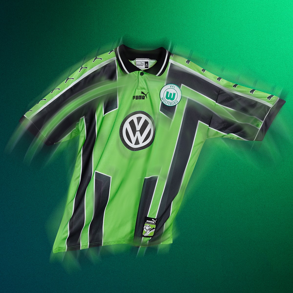 VfL Wolfsburg 1998-99 Home Kit