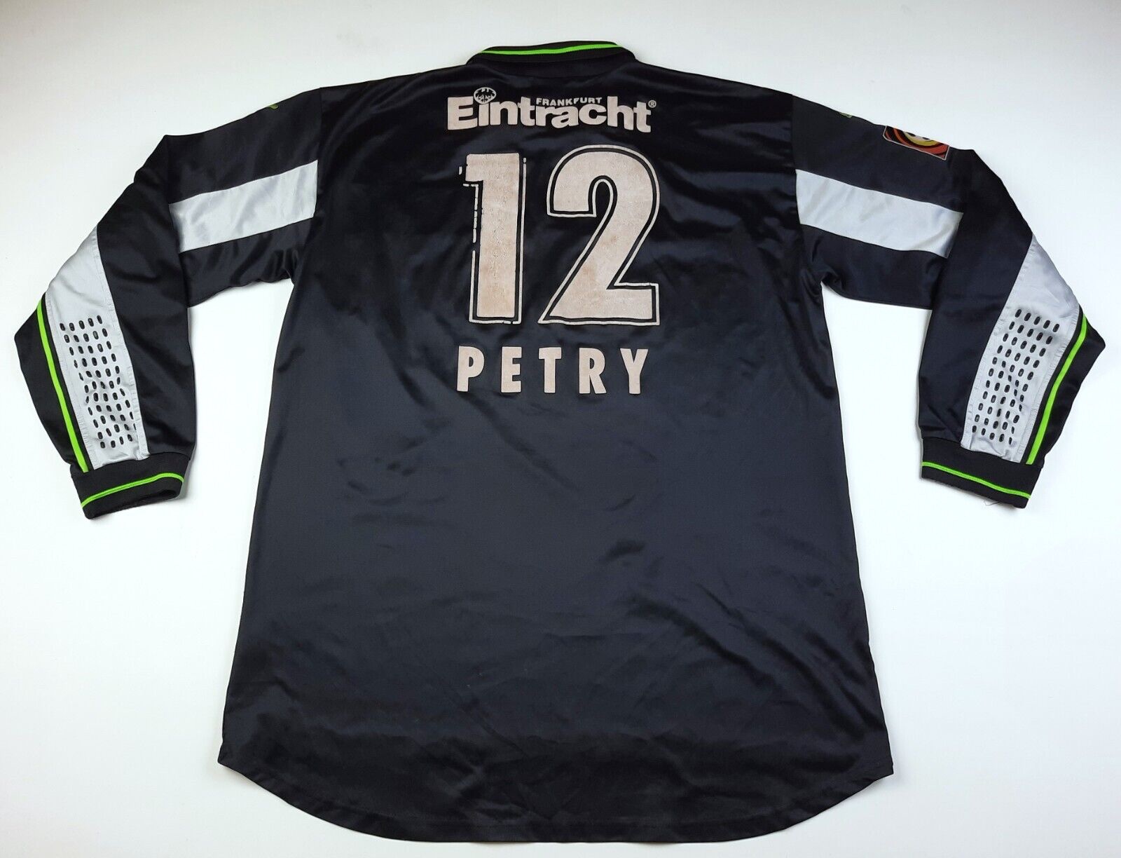 Eintracht Frankfurt 1998-99 GK 1 Kit