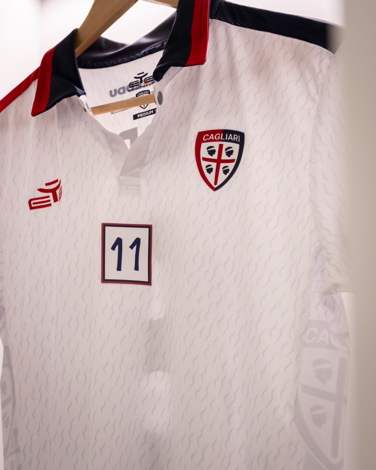 Cagliari Calcio 2023-24 Away 2 Kit