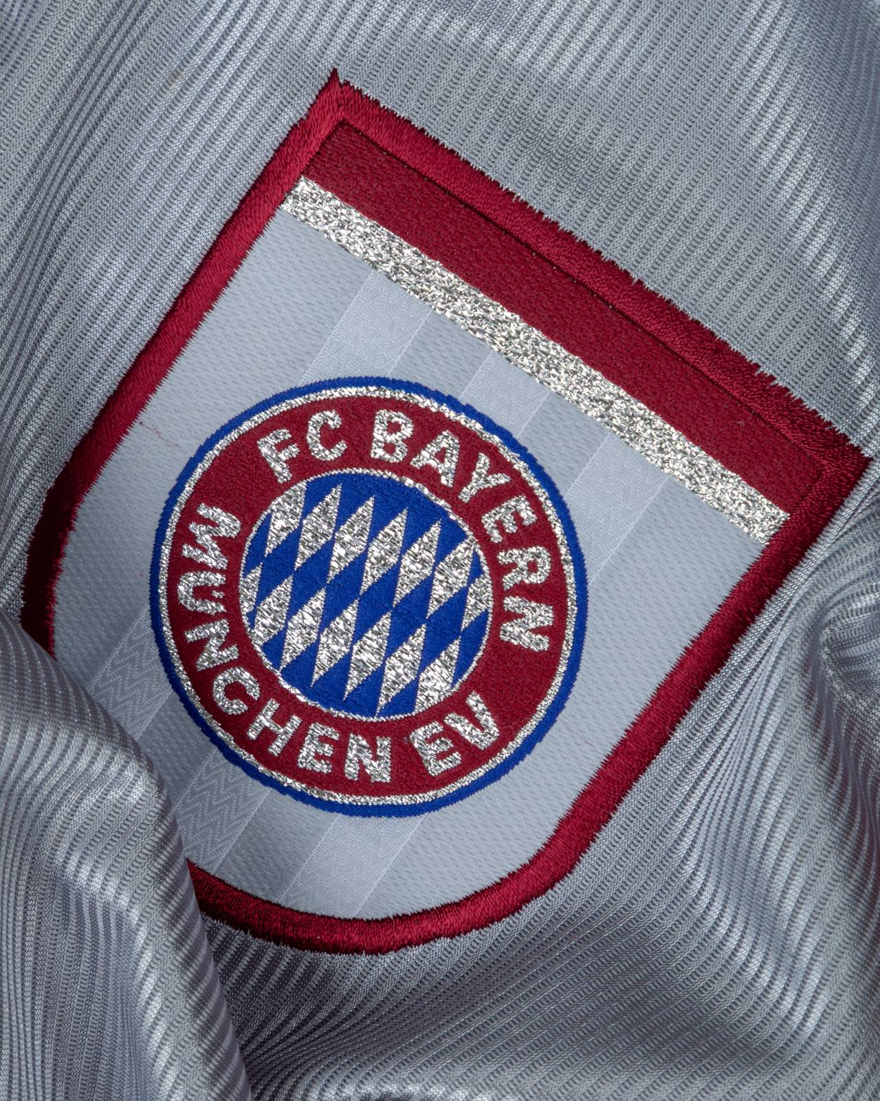 Bayern München 1999-00 Third Kit
