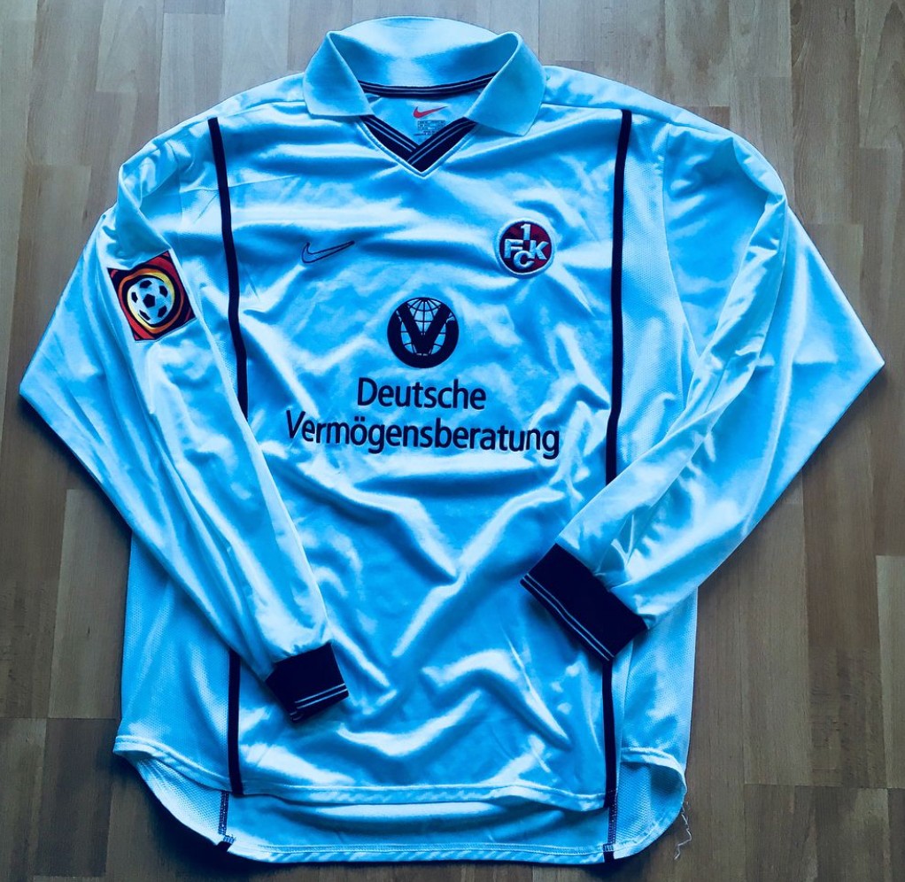 1. FC Kaiserslautern 1999-00 Third Kit