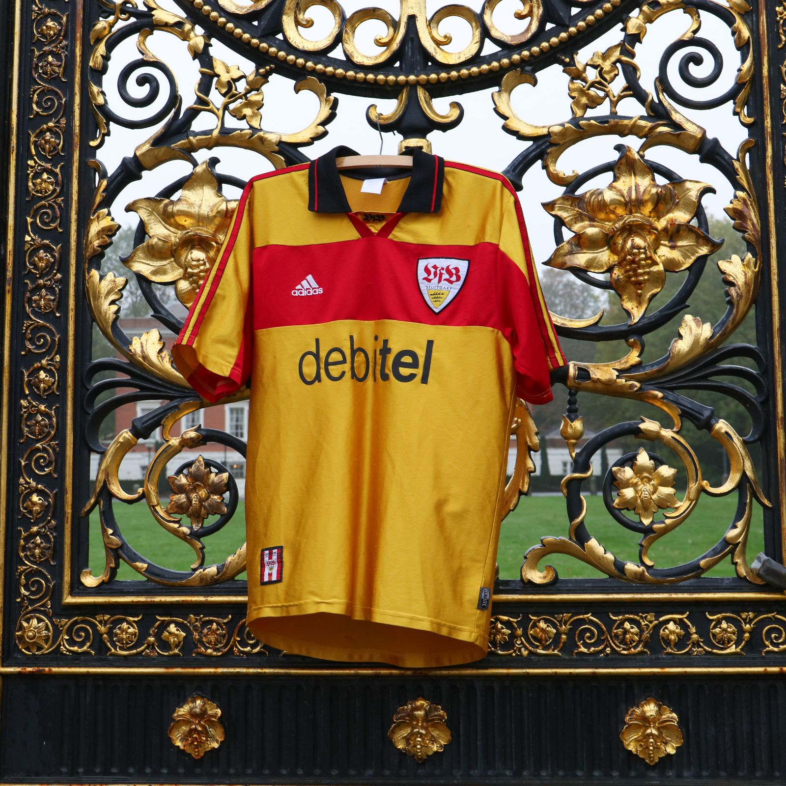 VfB Stuttgart 1999-00 Third Kit