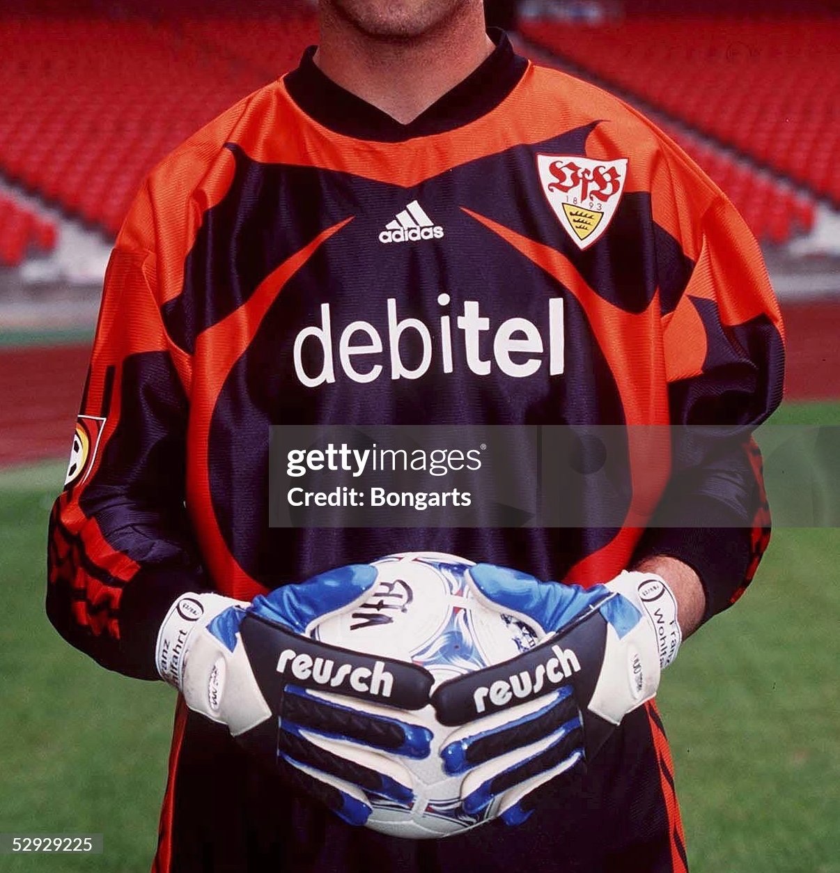 VfB Stuttgart 1999-00 GK 2 Kit