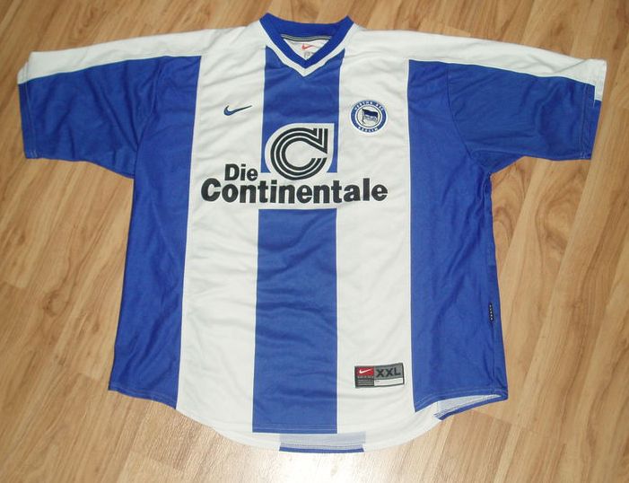 Hertha BSC 1999-00 Home Kit