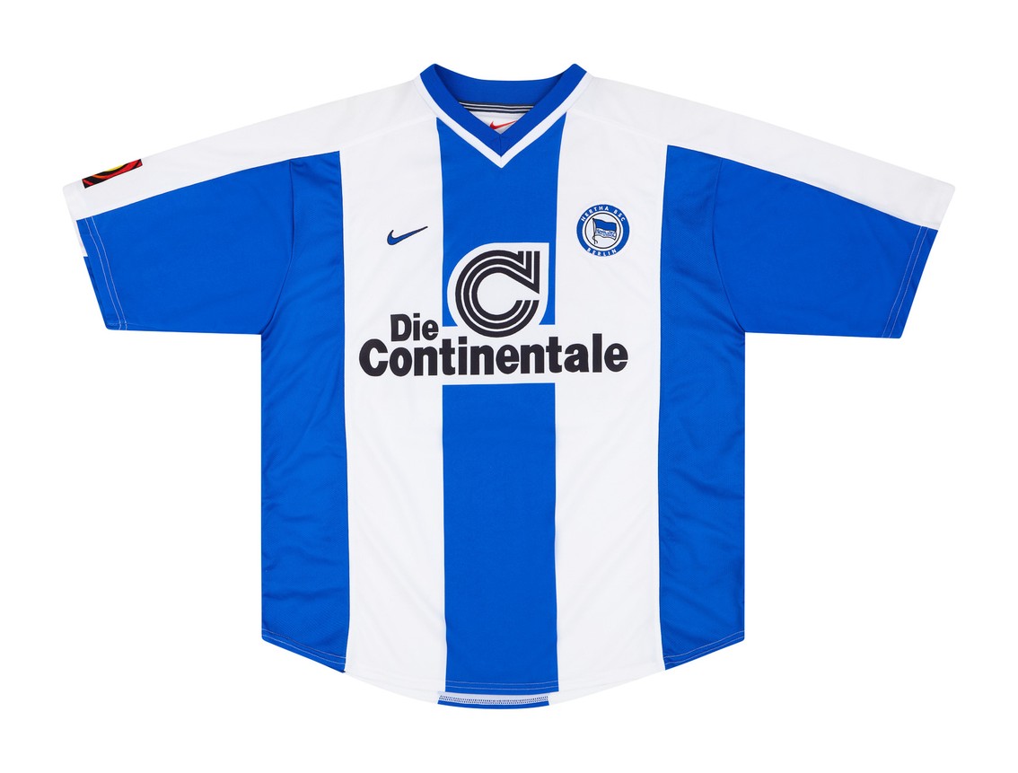 Hertha BSC 1999-00 Home Kit
