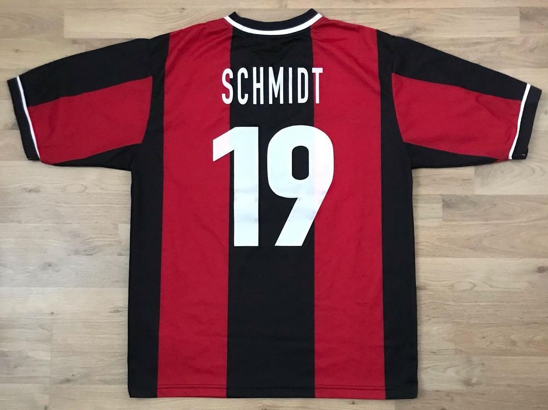 Hertha BSC 1999-00 Away Kit
