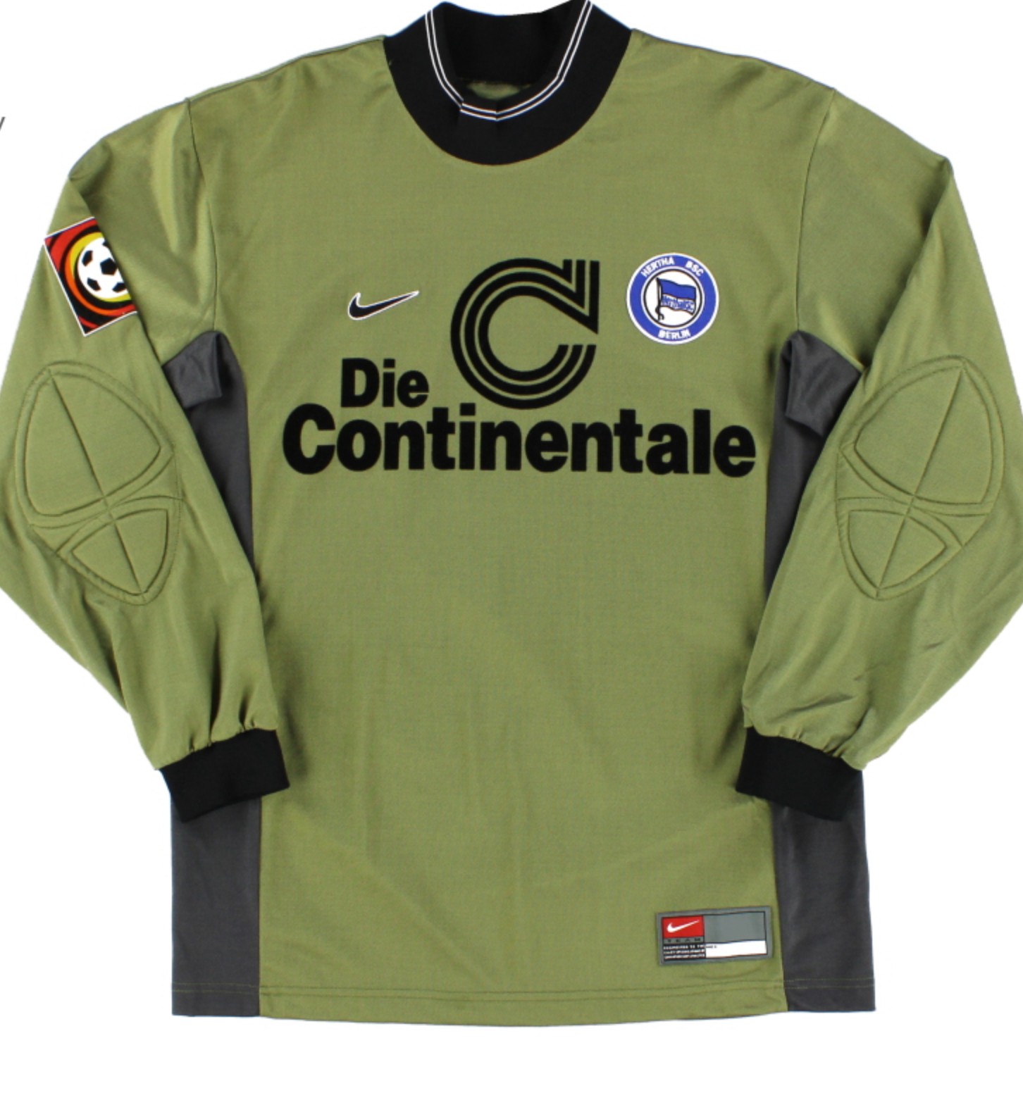 Hertha BSC 1999-00 GK 1 Kit