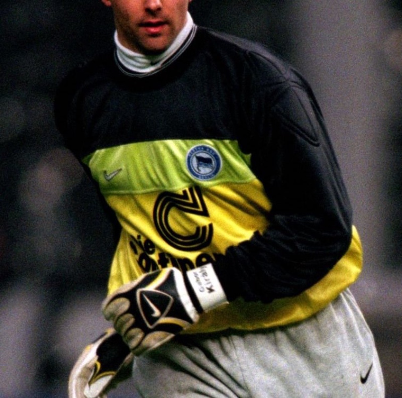 Hertha BSC 1999-00 GK 2 Kit