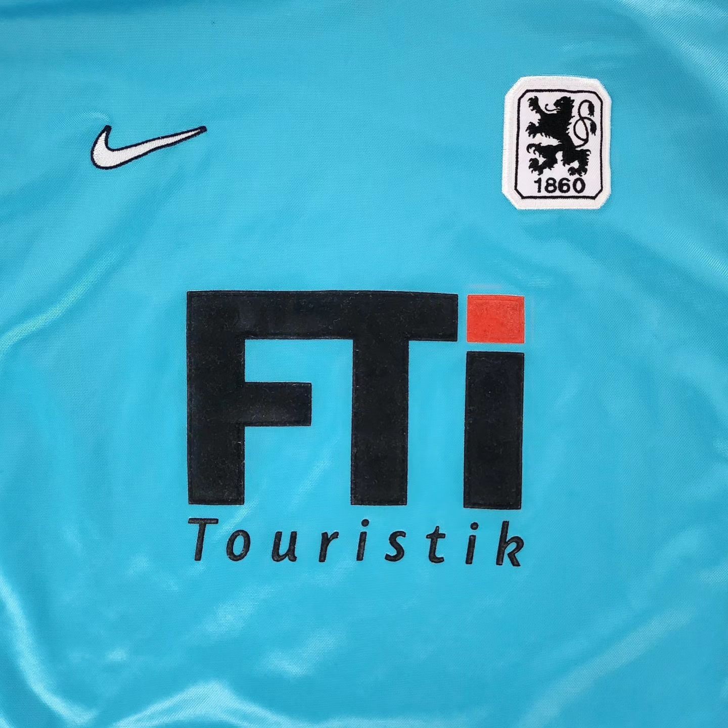 TSV 1860 München 1999-00 Home Kit