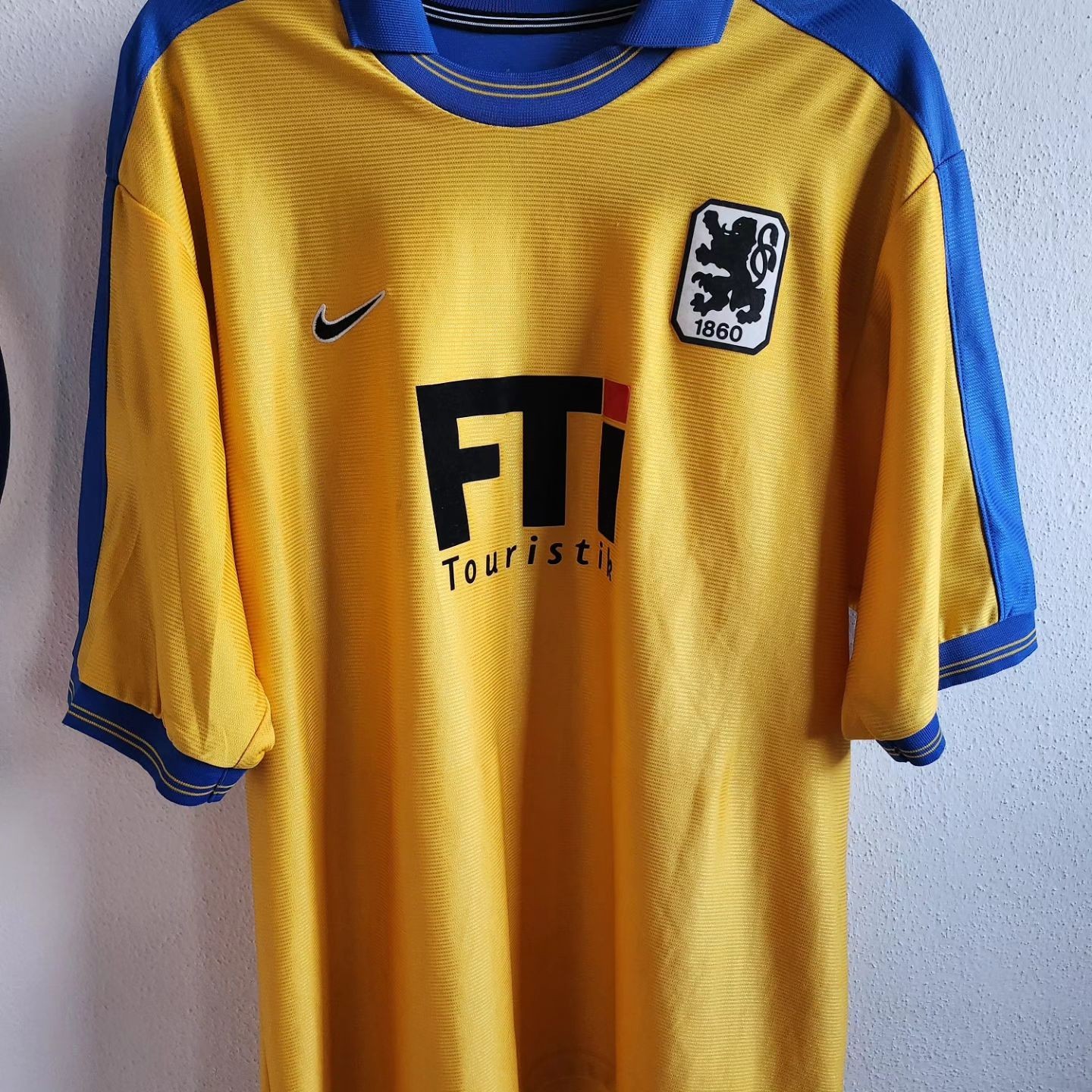 TSV 1860 München 1999-00 Third Kit