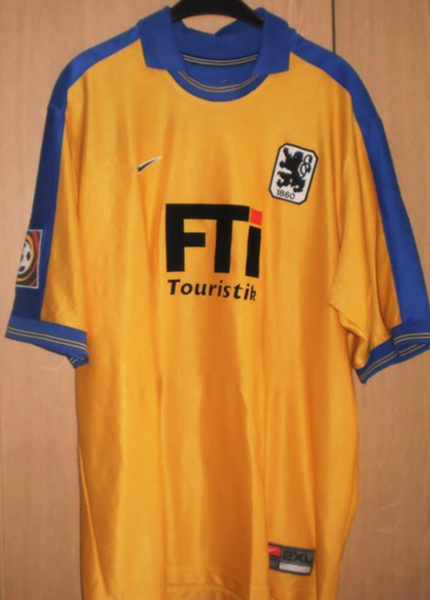 TSV 1860 München 1999-00 Third Kit