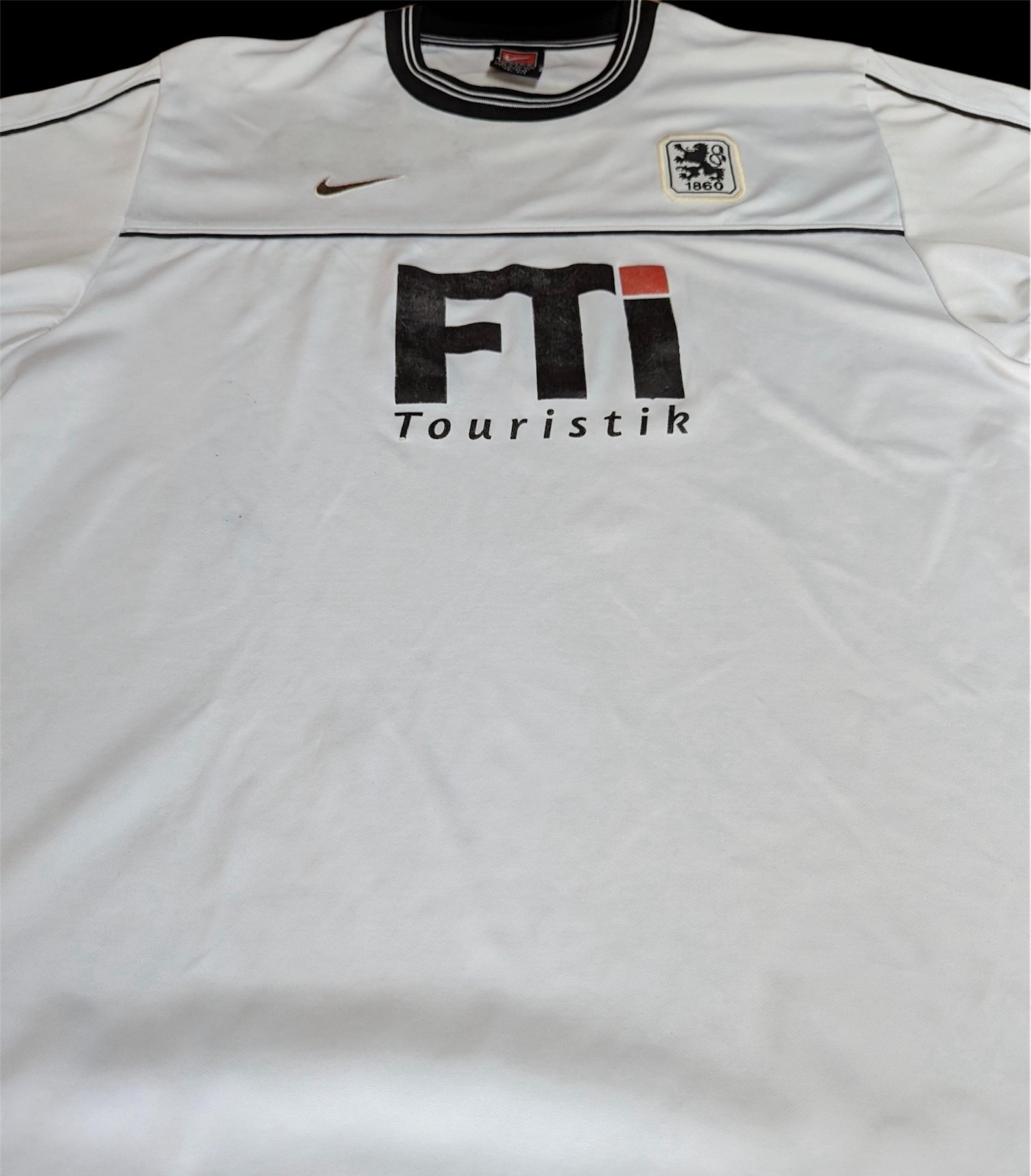 TSV 1860 München 1999-00 Fourth Kit