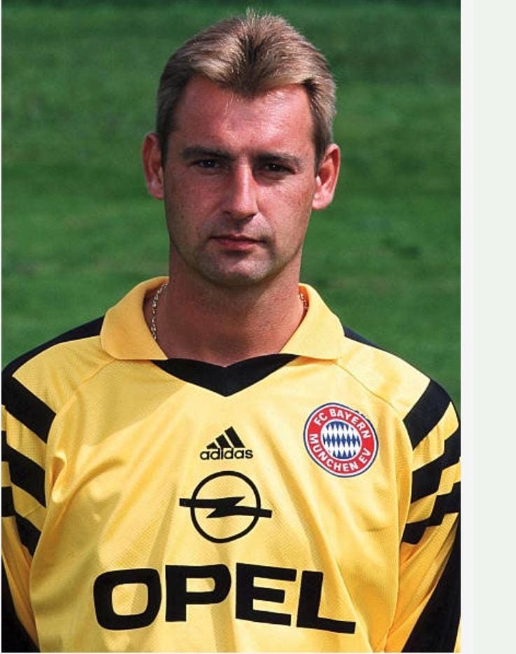 Bayern München 2000-01 GK 3 Kit