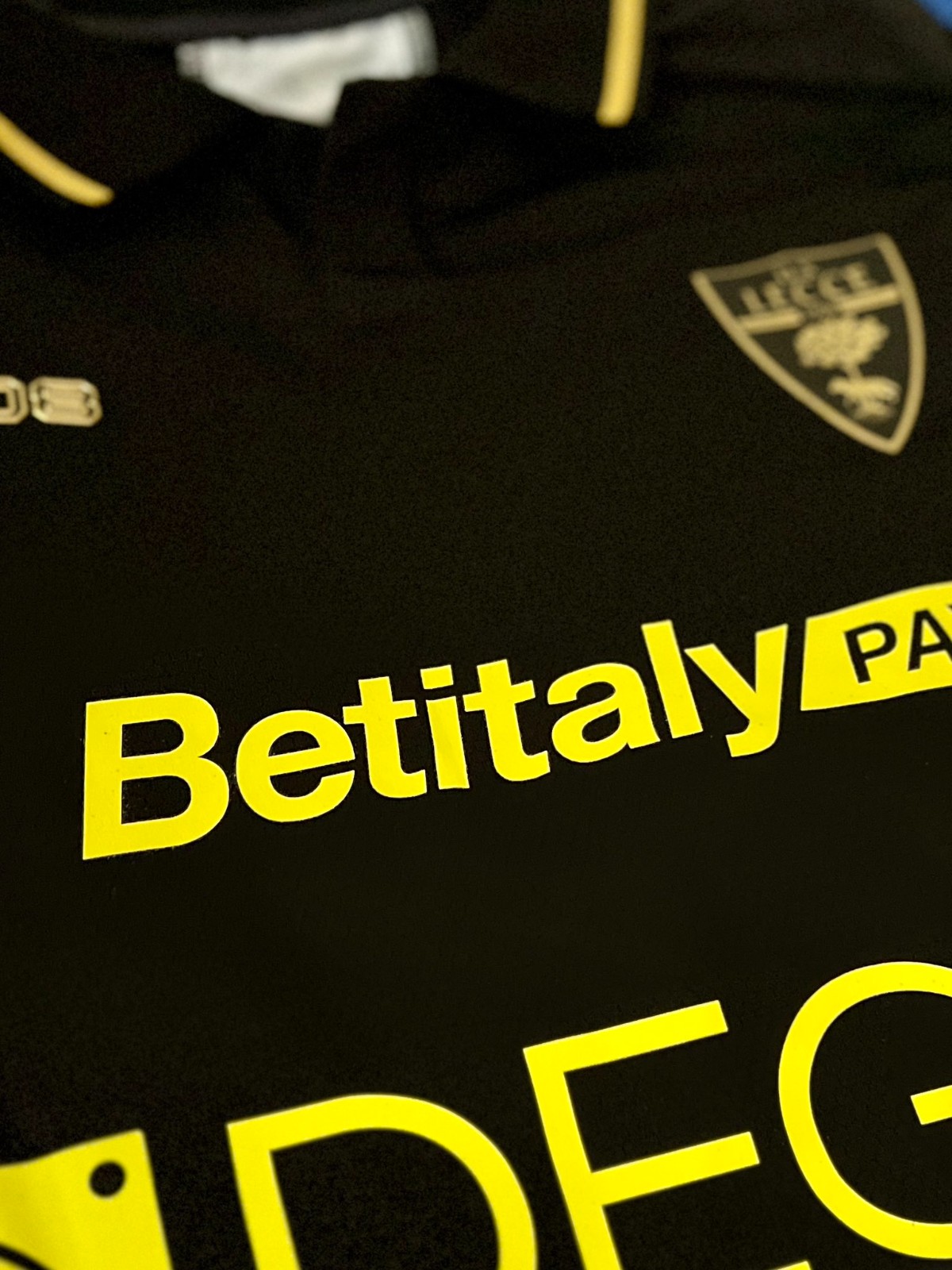 US Lecce 2023-24 Special Kit