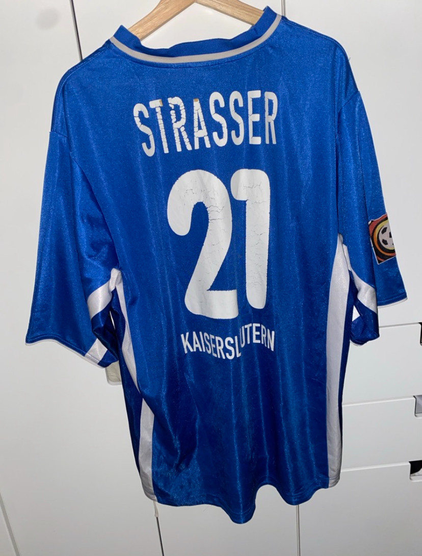 1. FC Kaiserslautern 2000-01 Third Kit