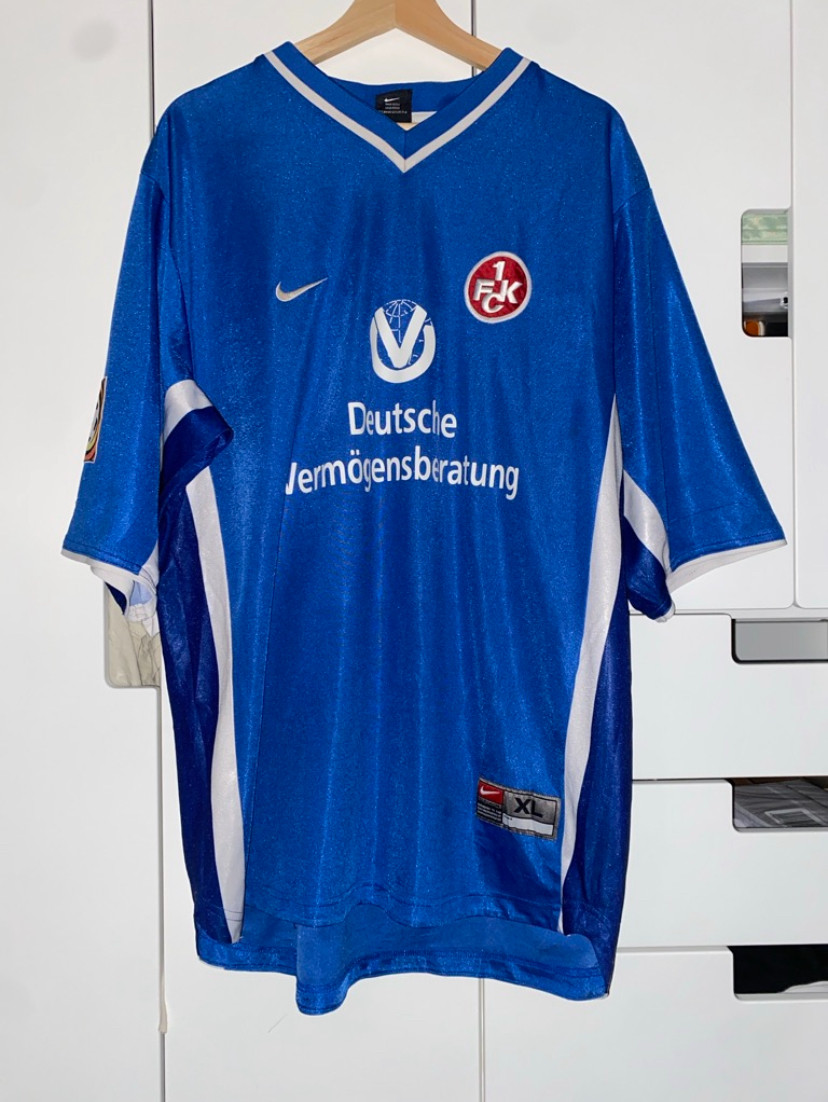 1. FC Kaiserslautern 2000-01 Third Kit