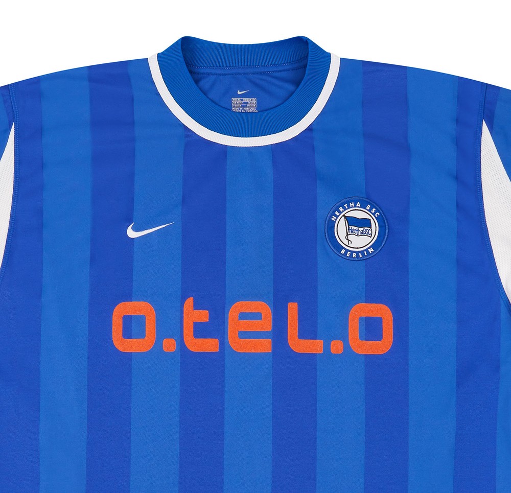 Hertha BSC 2000-01 Home Kit