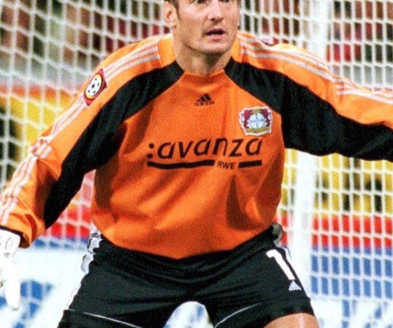 Bayer 04 Leverkusen 2000-01 GK 2 Kit