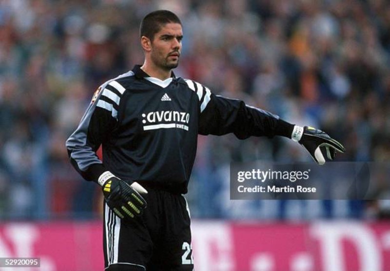 Bayer 04 Leverkusen 2000-01 GK 5 Kit