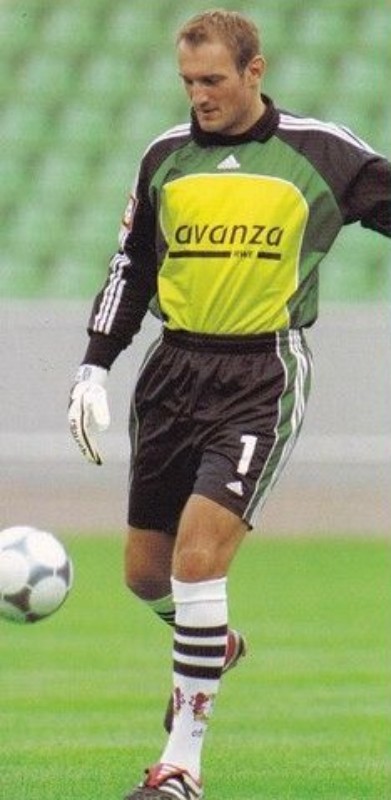 Bayer 04 Leverkusen 2000-01 GK 7 Kit