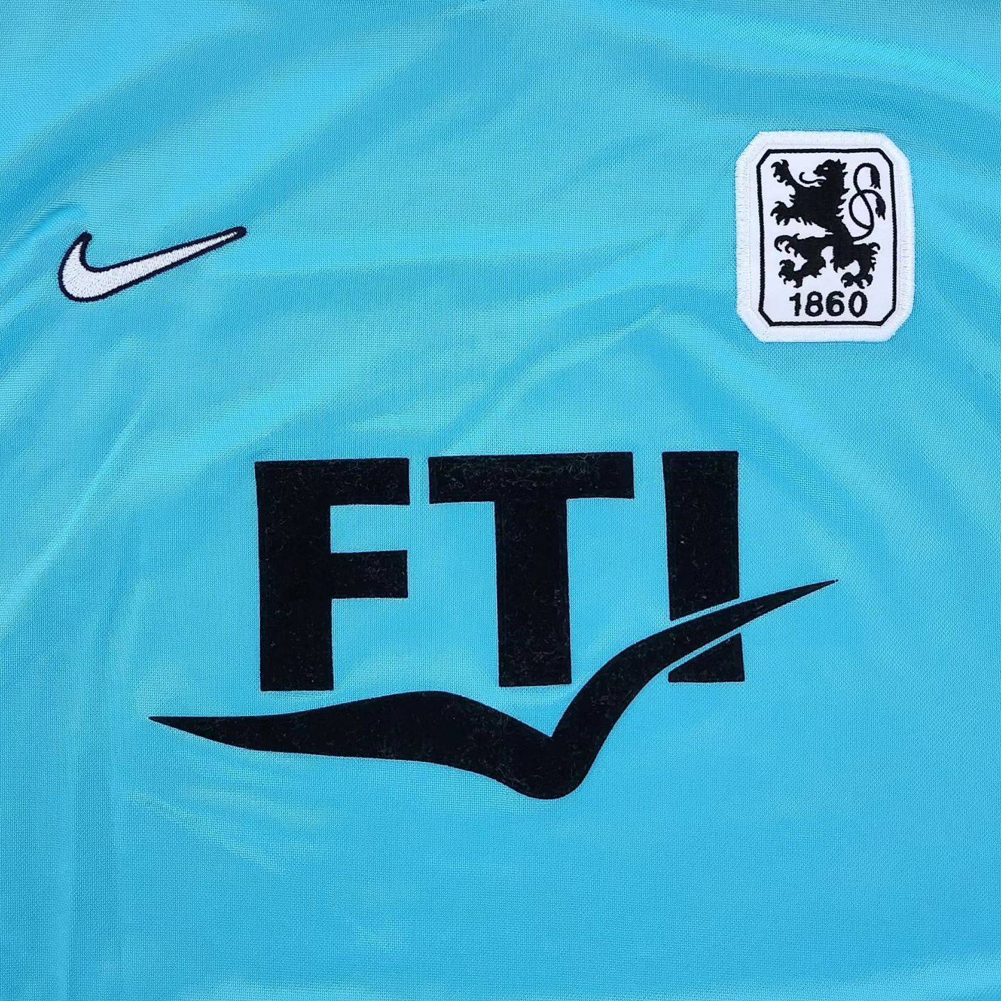TSV 1860 München 2000-01 Home Kit