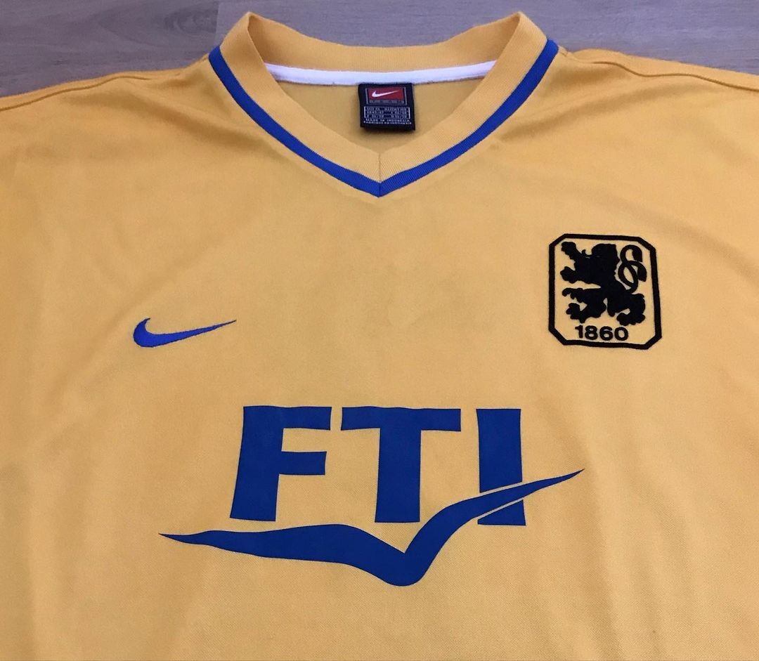TSV 1860 München 2000-01 Third Kit