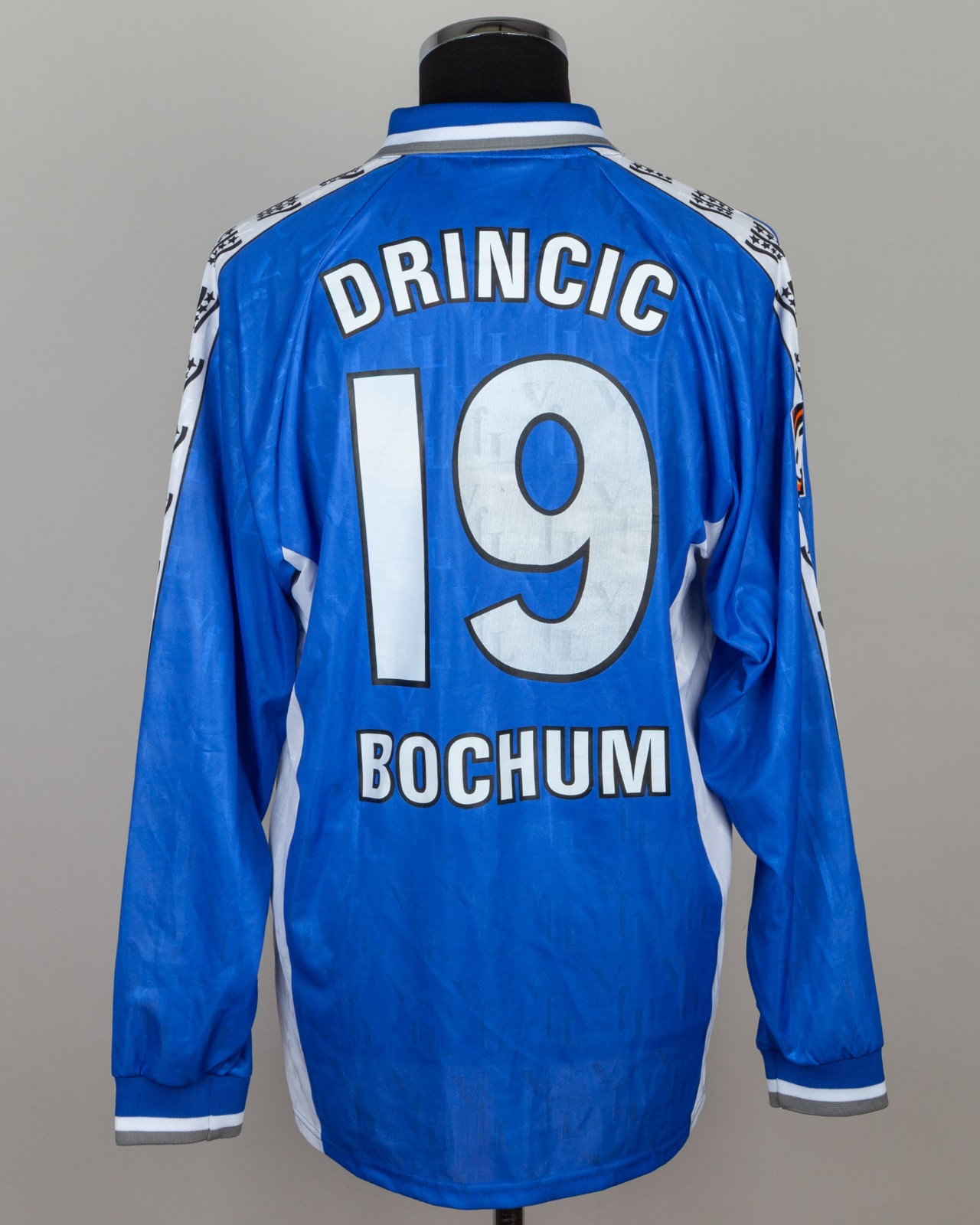 VfL Bochum 2000-01 Home Kit