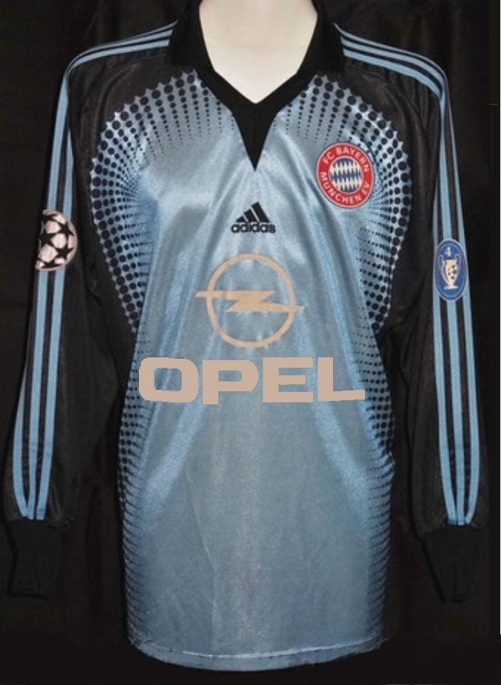 Bayern München 2001-02 GK 3 Kit