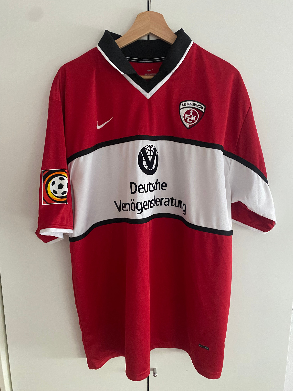 1. FC Kaiserslautern 2001-02 Home Kit