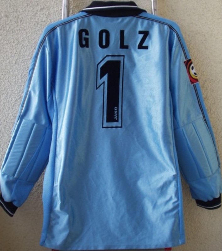 SC Freiburg 2001-02 GK Kit