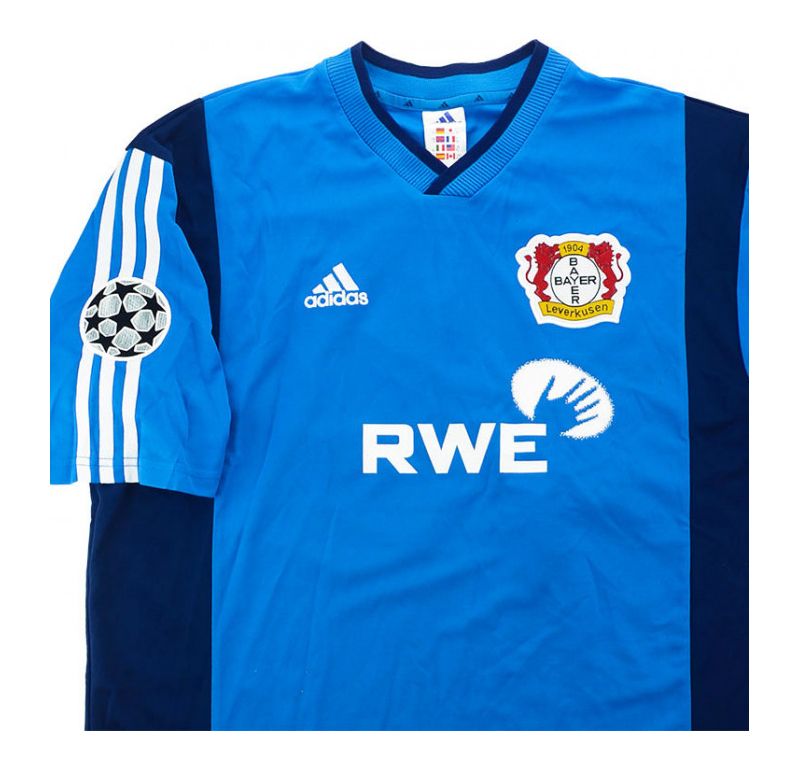 Bayer 04 Leverkusen 2001-02 Away Kit