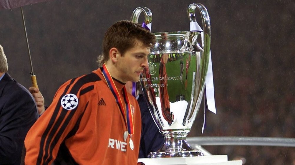 Bayer 04 Leverkusen 2001-02 GK Kit