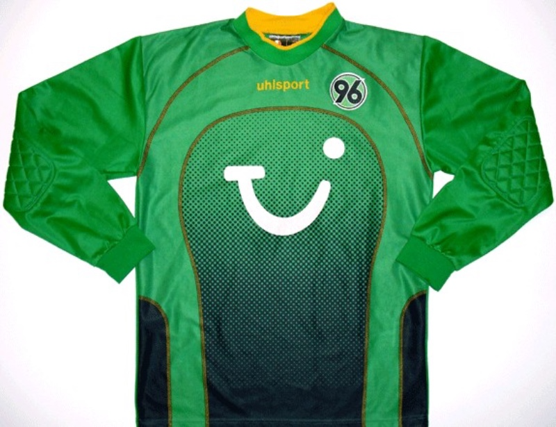 Hannover 96 2002-03 GK 2 Kit