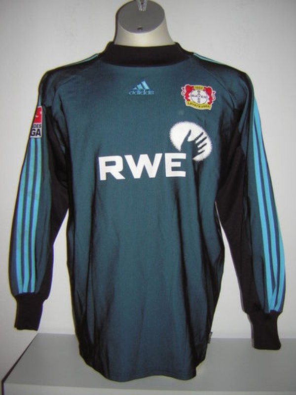 Bayer 04 Leverkusen 2002-03 GK 2 Kit